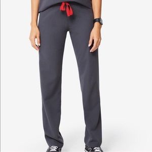 NWT FIGS Livingston pants in charcoal